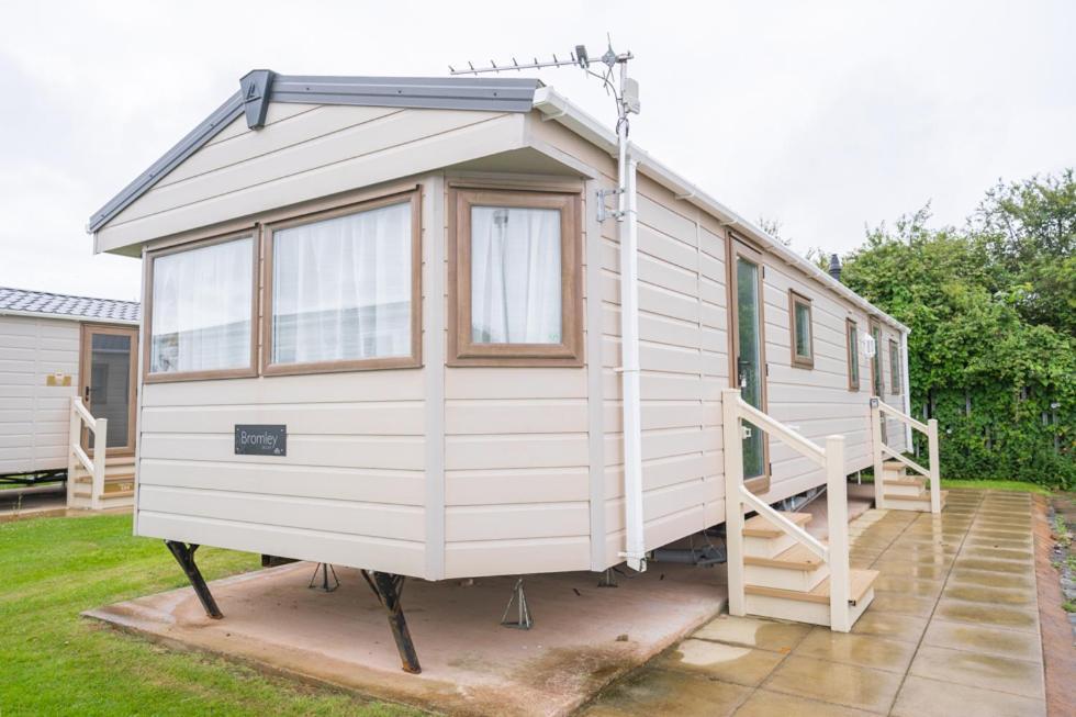 Marine Holiday Park Rhyl Exteriör bild